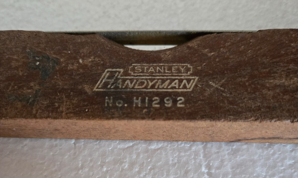 STANLEY HANDY MAN VINTAGE WOOD LEVEL #H1292 ~ 9 INCH