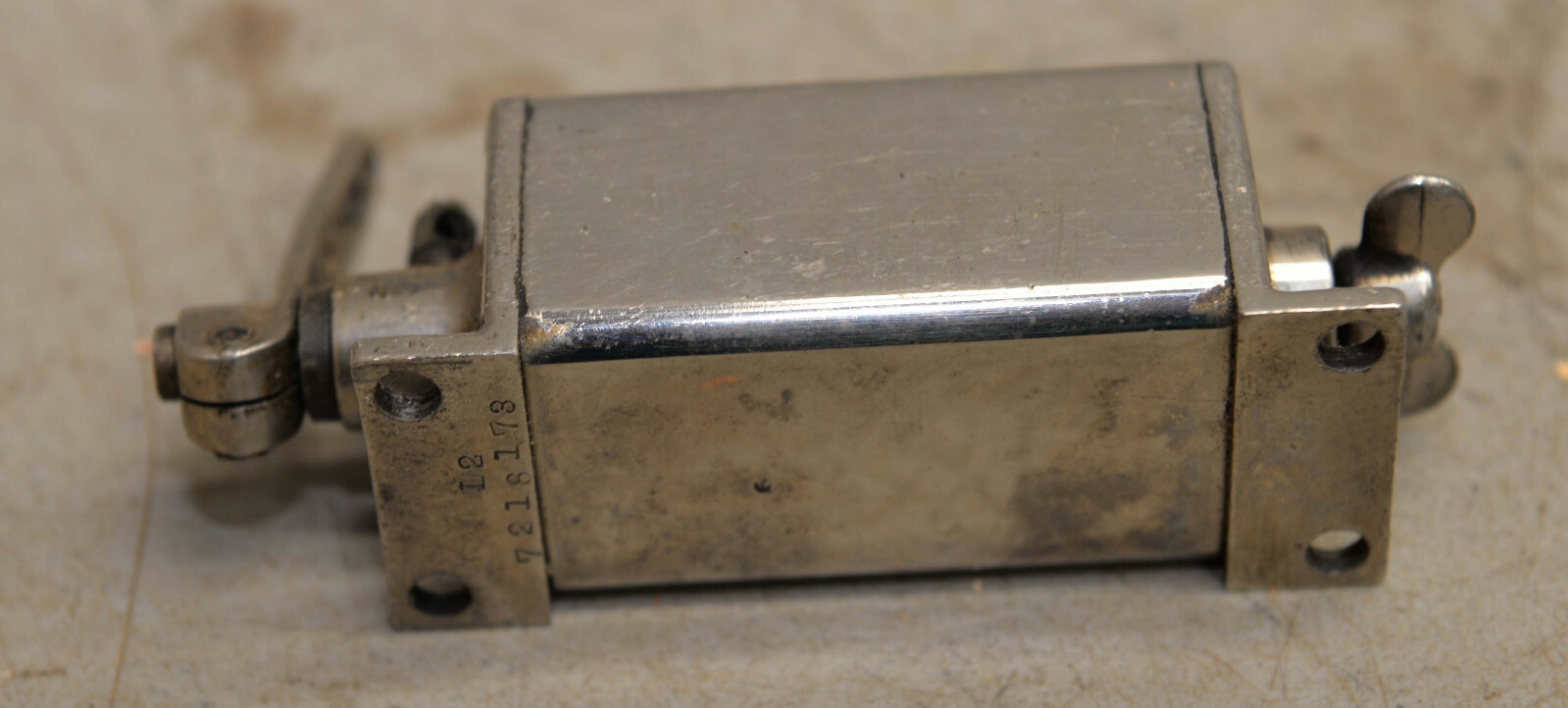 Quality Veeder 3 digit mechanical counter patent 1910 collectible machinist tool