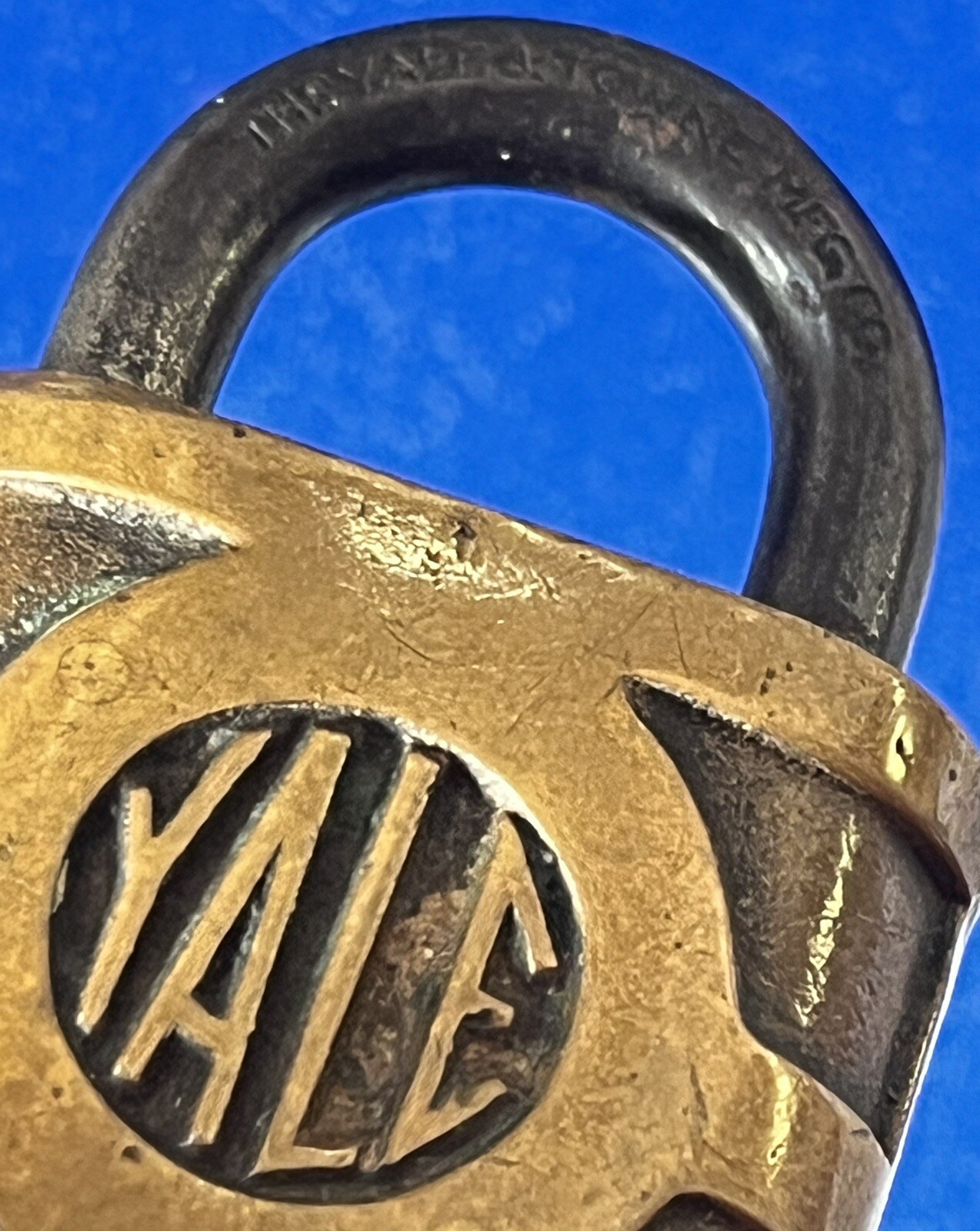 Padlock YALE & TOWNE Pin Tumbler Padlock Antique/Vintage Works And Has 2 Keys