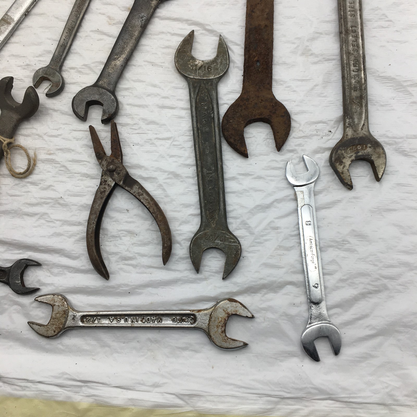 5 Pounds Of Vintage Tools For Use, Decoration, Crafts 26 Tools