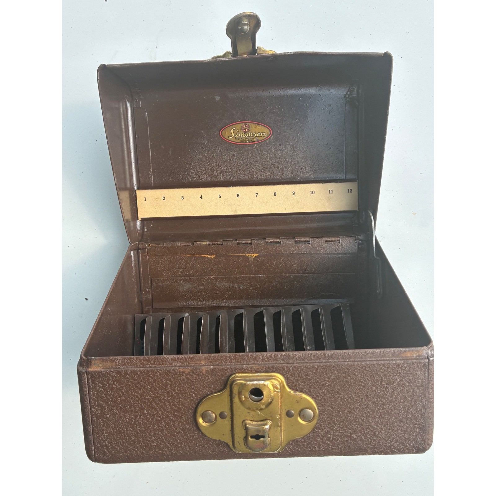 Vintage Simonsen Metal Products Chicago Brown Industrial Tool Box Tackle Case