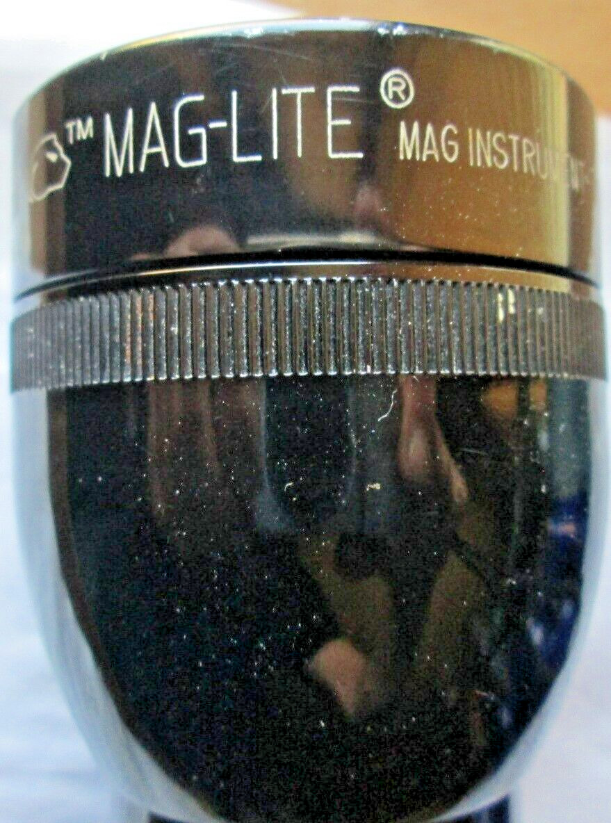 MAG-LITE 3D CELL (INCLUDED) 12 1/2″ BLACK ALUMINUM, WORKING, USED