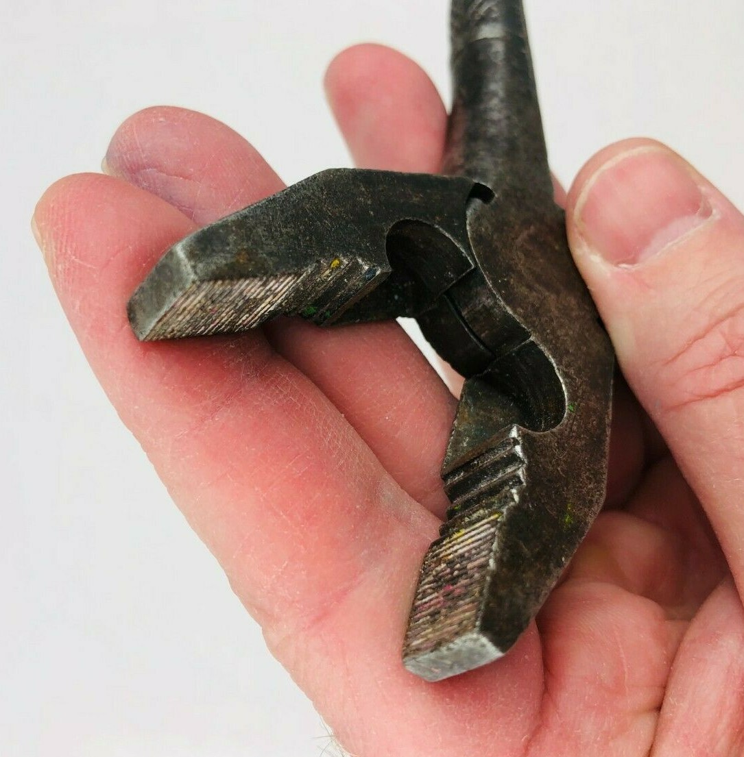 Vintage Bridgeport Hardware Matchless Pliers Steel Lineman Tool made USA *K