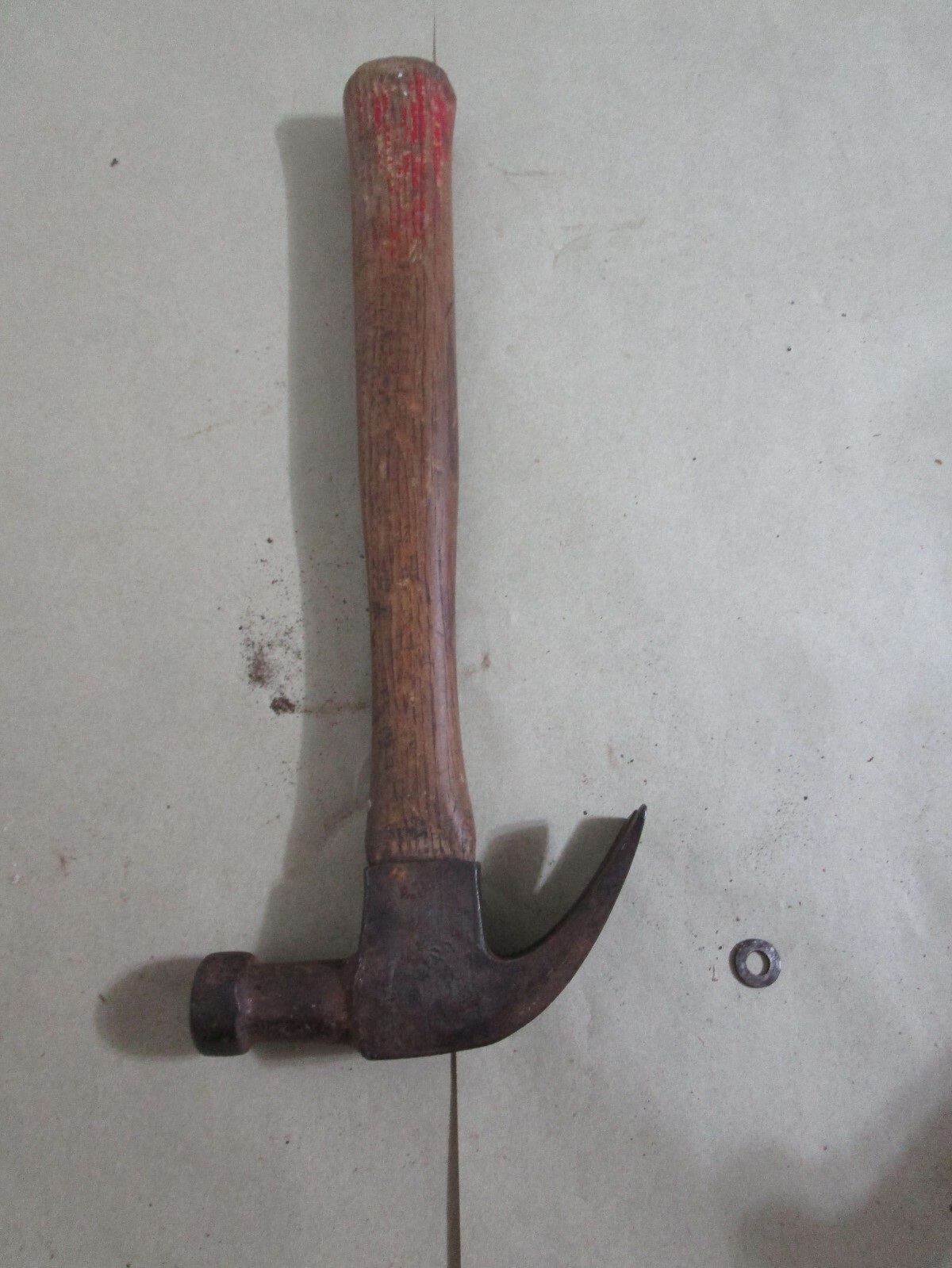Vintage Belknap Bluegrass Claw Hammer RED HANDLE crusader