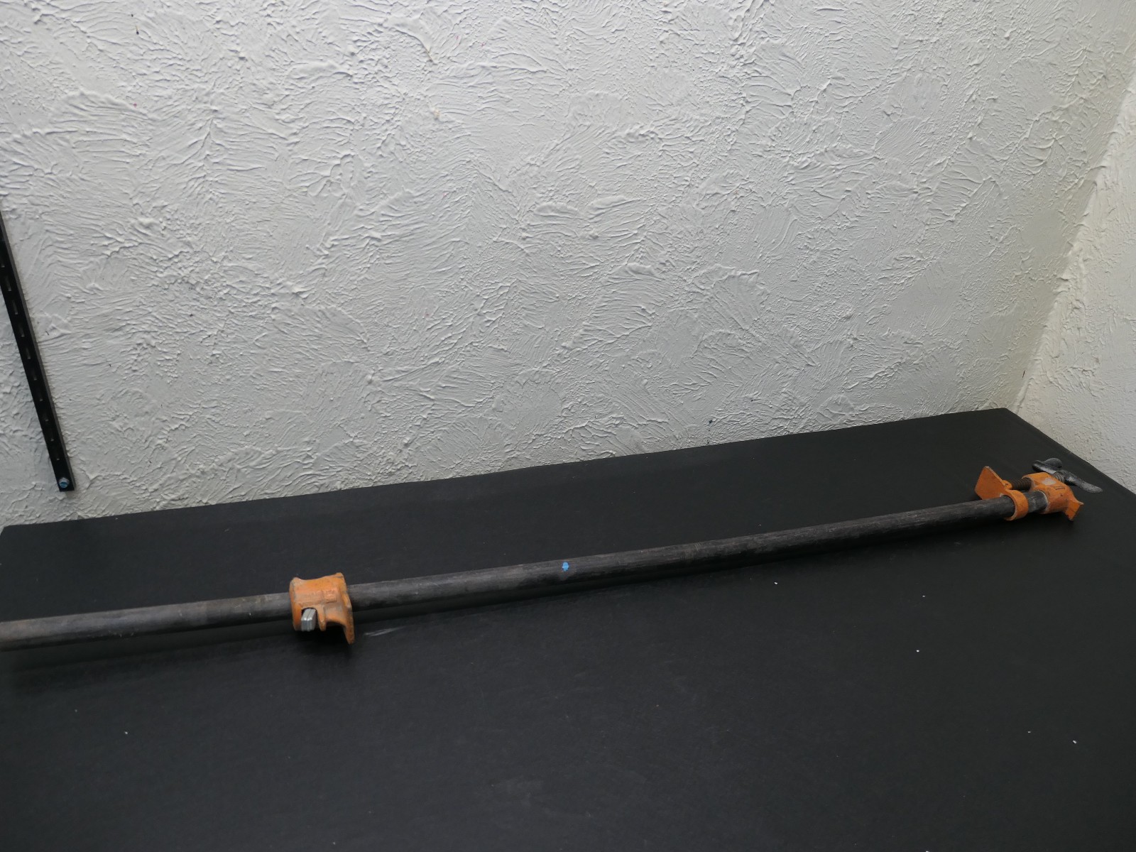 PONY 5003 Clamp With 4′ Bar