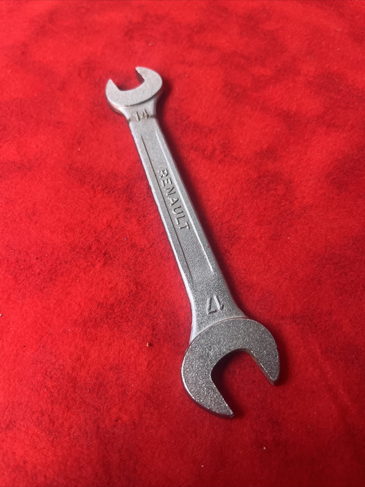 RENAULT DOUBLE OPEN-END WRENCH 14mm & 17mm MADE IN FRANCE (t54)