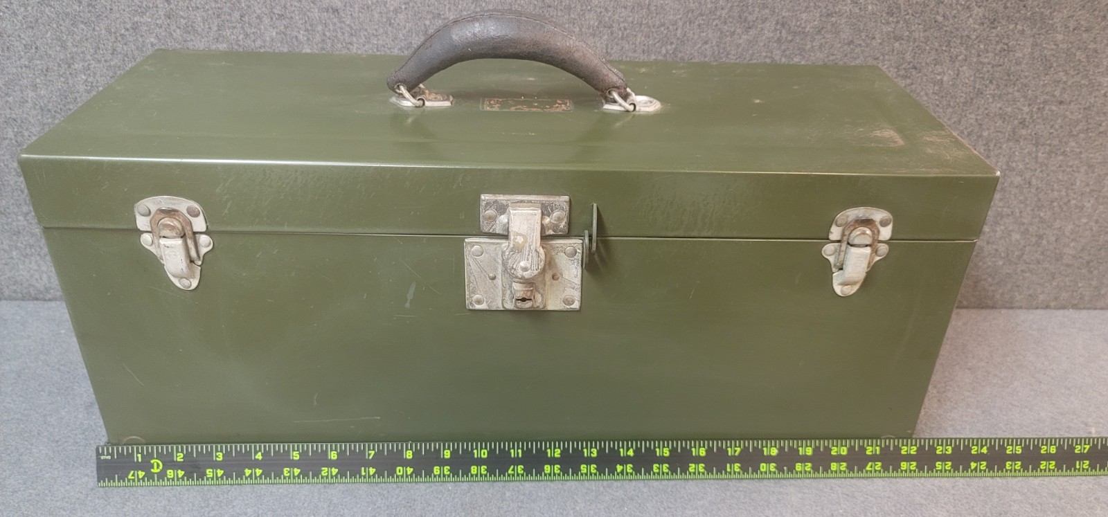 Metal Tool Box Vintage Union Steel Chest Corp Padlock Loops Green Lockbox 22×8″