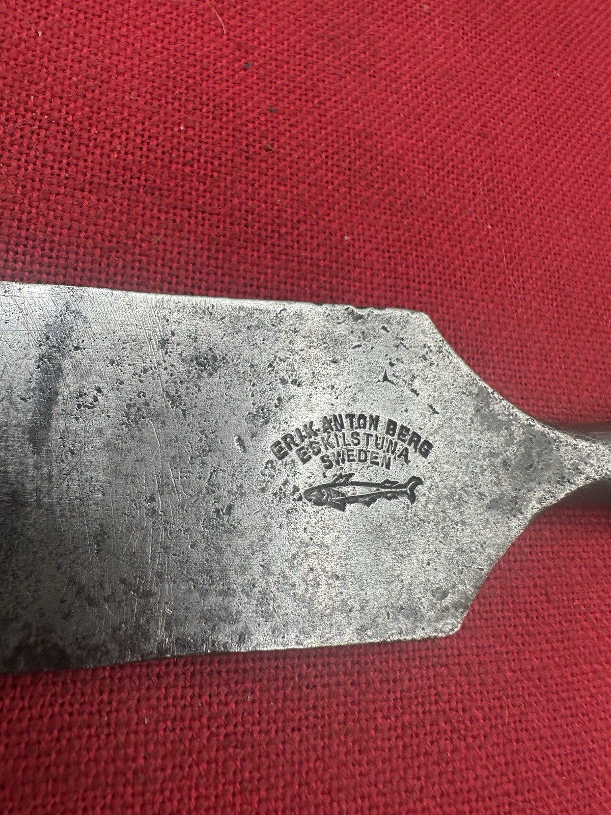 Vintage Erik Anton Berg Beveled Edge Chisel 1- 1/2″ Eskilstuna Sweden