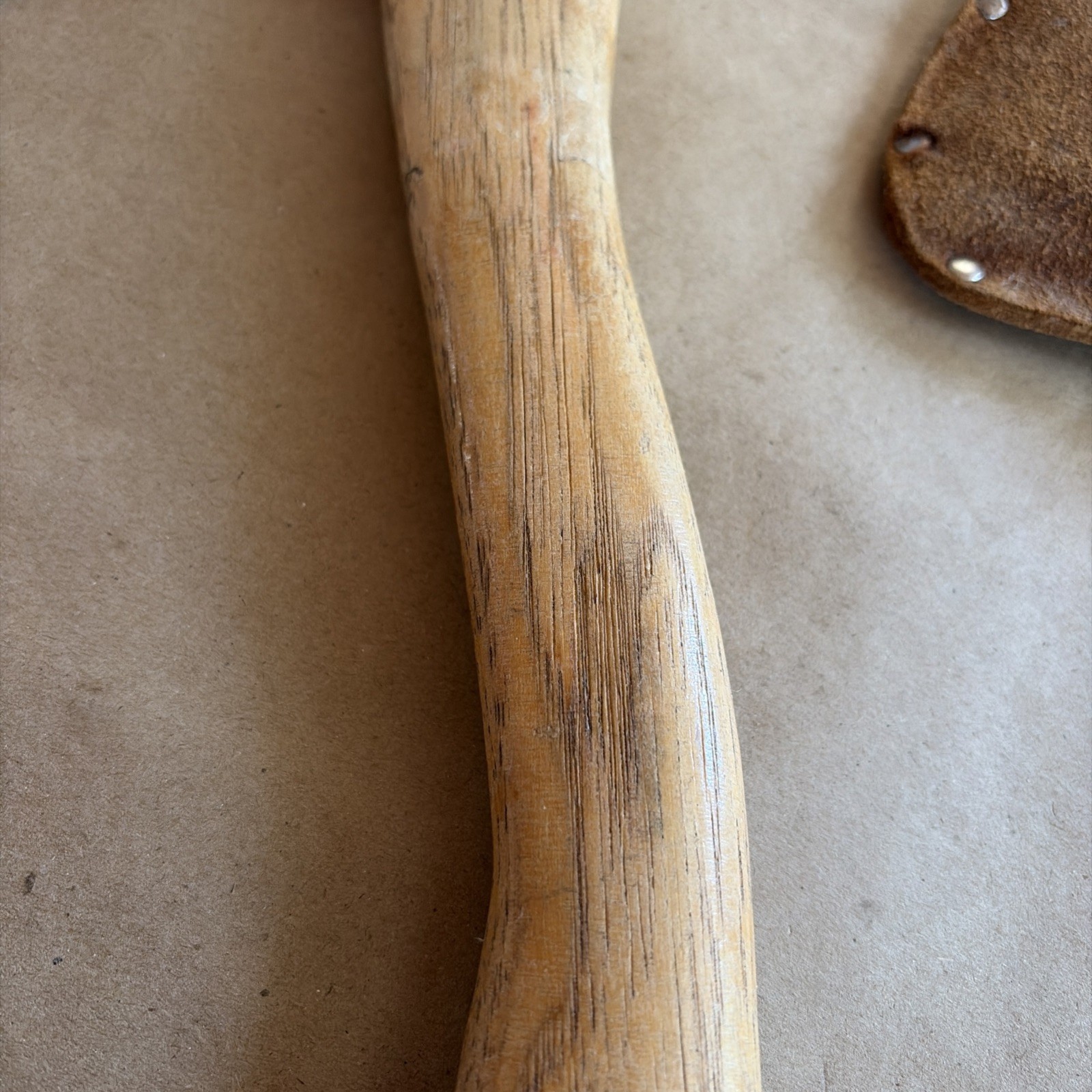 Vintage Ames Camp Sport Hatchet Axe 11-725 625 With Sheath – USA