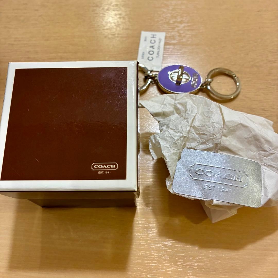COACH Turnlock Valet Keychain 92093 Purple Used Original Box
