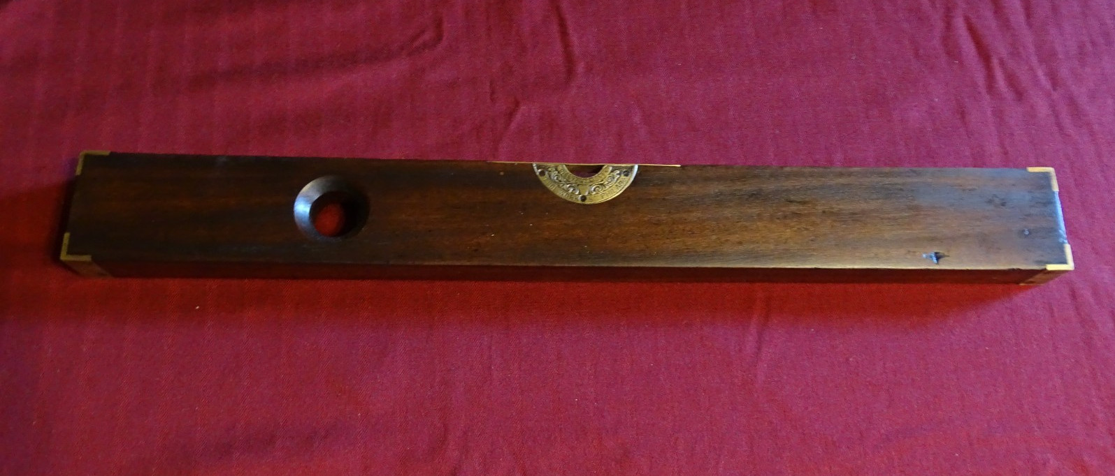 Disston & Morss 28″ Adjust. Plumb & Level w/ Embossed Brass Level Surrounds #18