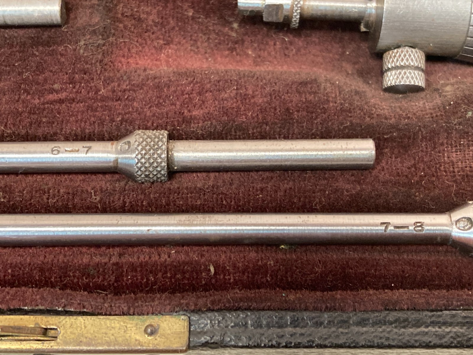 Vintage Starrett 124A inside micrometer set (2″ to 8″) w/case (Made in USA)