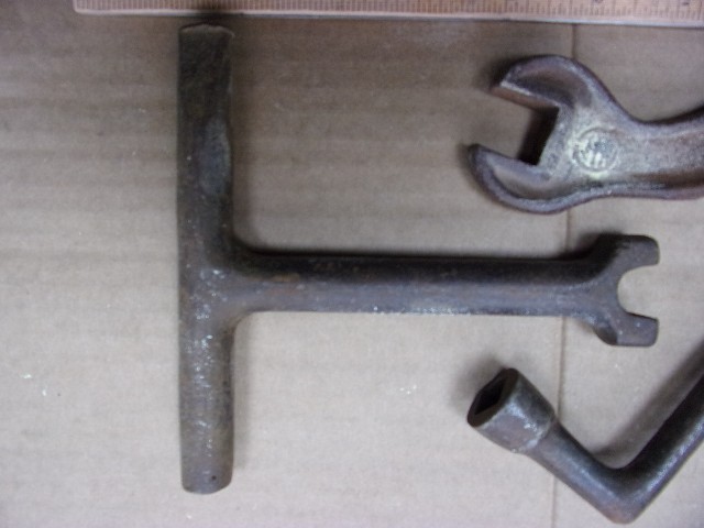 antique farm tool lot Muelle IH Buckeye and unk