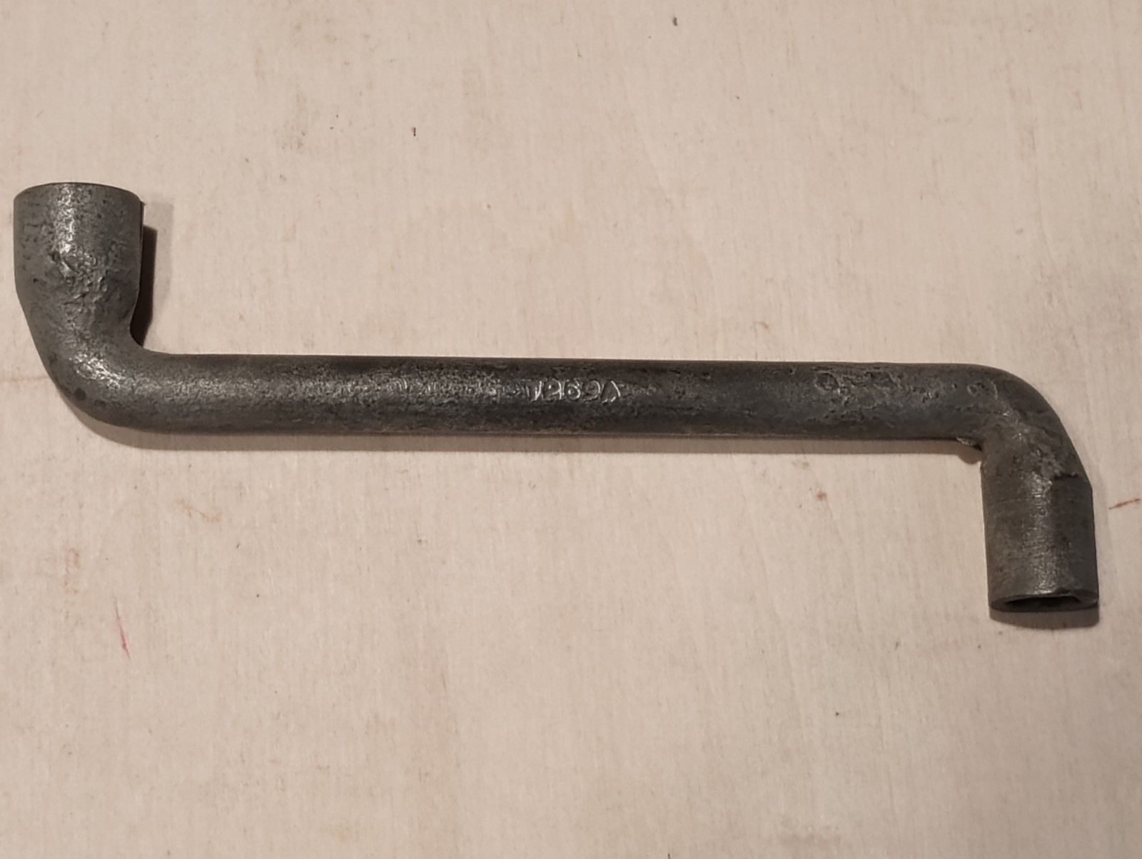 Vintage T529A Double Socket Type 90 degree Offset Wrench