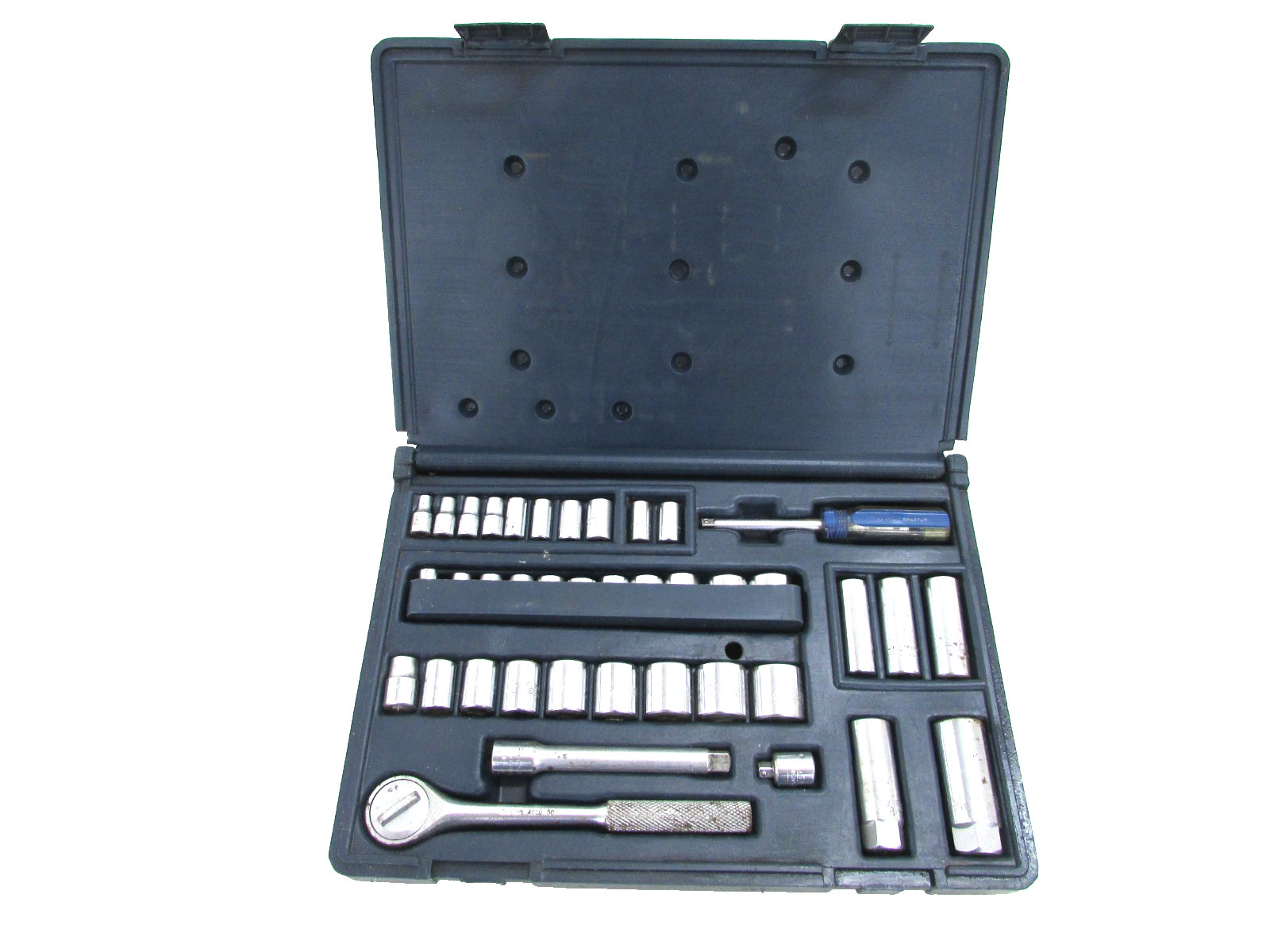 VINTAGE MONTGOMERY WARD TOOLS POWR KRAFT SAE & METRIC SOCKET SET, USA