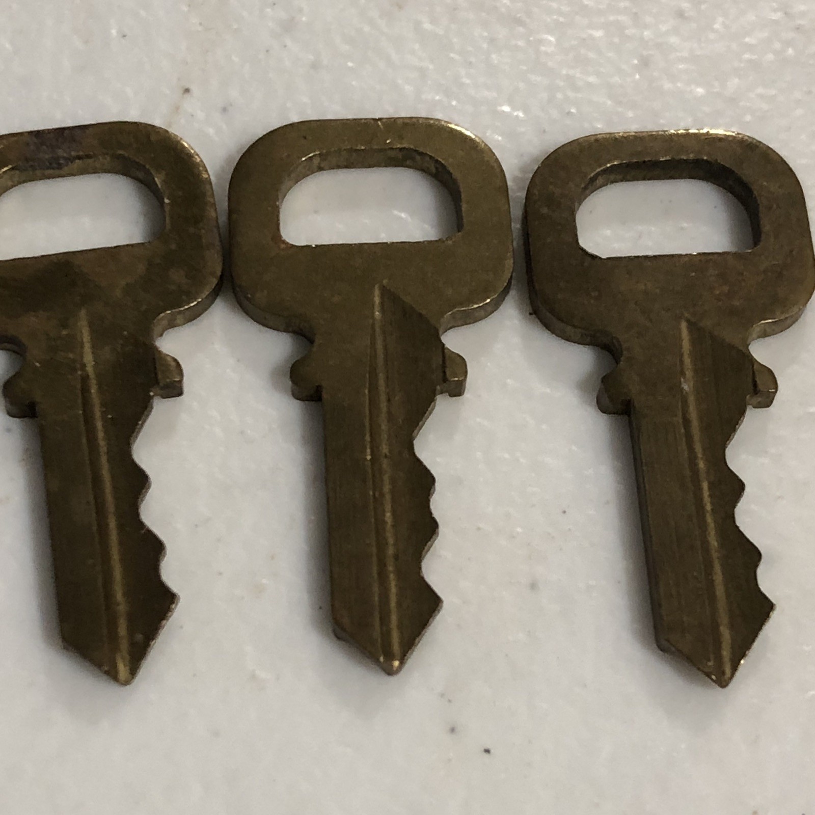 3 vintage smalls Key w/ # 309 & 314 security case, luggage, briefcase, padlocks