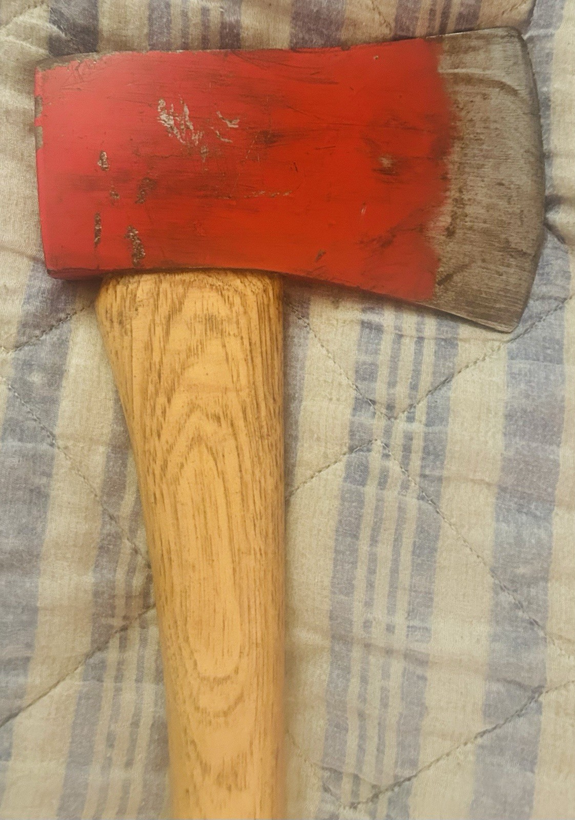 3.5 Lbs Single Bit Splitting Axe with a Hickory Handle & Steel Head. L-0250.