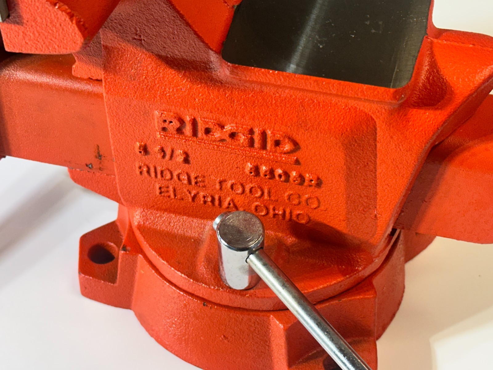 NOS Ridgid Tools USA No. 5500-R Swivel Base 5-1/2” Utility Base in Orange Finish