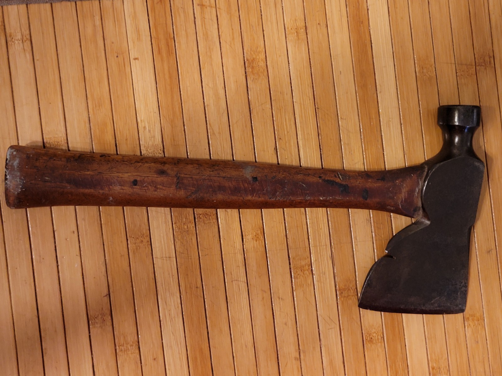 Vtg PLUMB 13.5″Long 3.5″Blade 1 Lb 10 Oz Total Carpenter Hatchet Hammer Axe.OBO