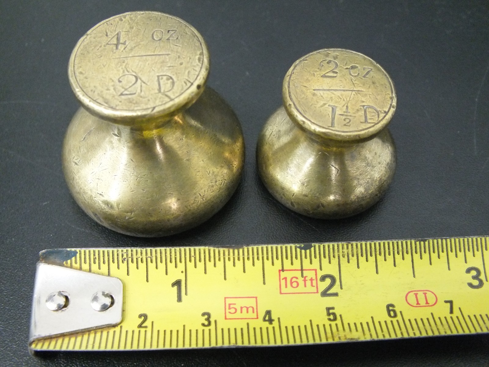 PAIR VINTAGE BRASS LETTER SCALES WEIGHTS 4oz 2oz