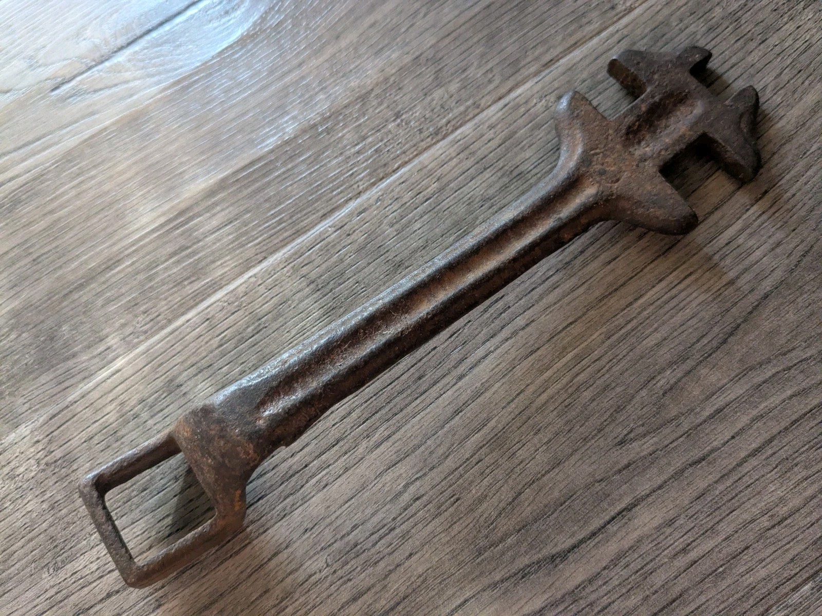Vintage Wagon Wrench Multi-Tool Buggy Tractor Square Nut 9″