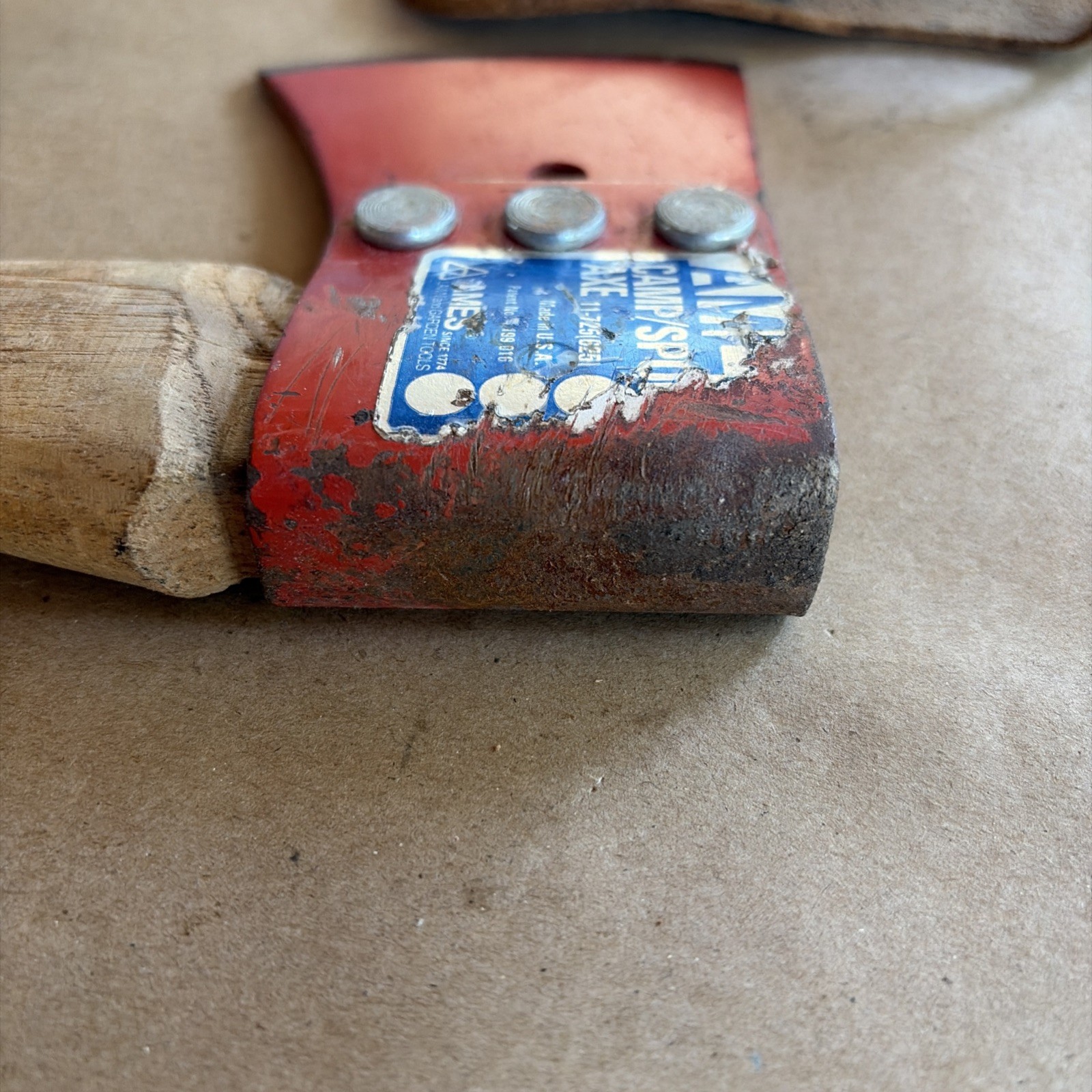 Vintage Ames Camp Sport Hatchet Axe 11-725 625 With Sheath – USA