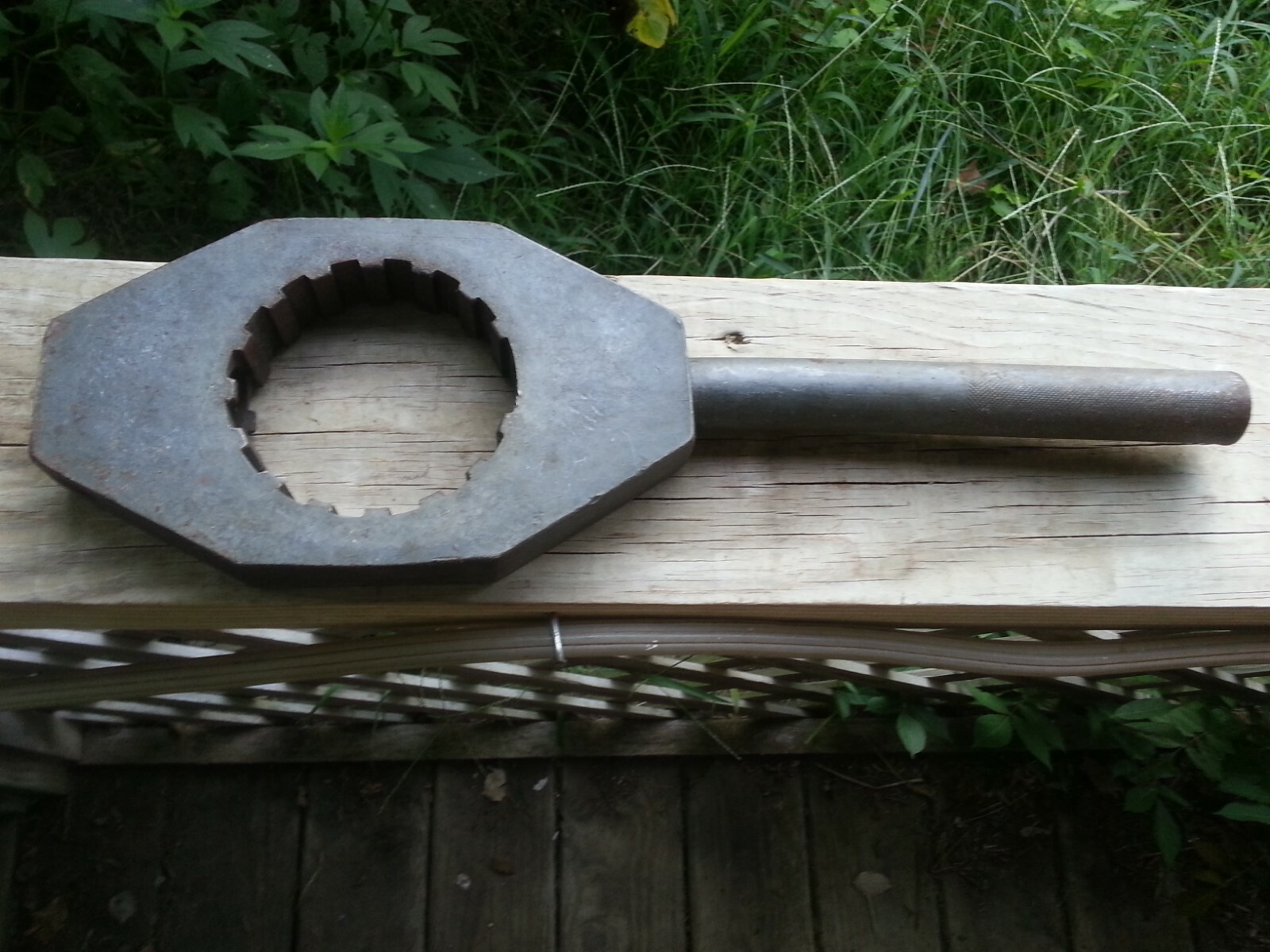 41B5728 Hub Wrench for a Pratt in Whitney.R2800 double wasp engine.