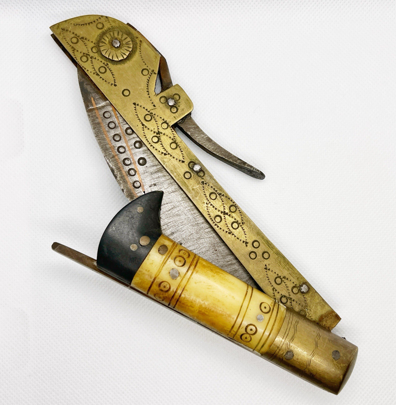 Antique 1880-1910 Folding Lohar Sickle Double-Fold NW Pakistan/Afghan Brass B2