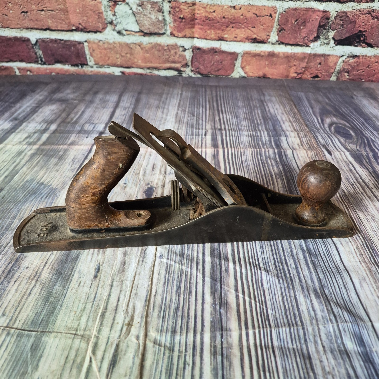 Vintage Stanley Bailey No 5 Wood Plane As Is For Parts Repair Smooth Bottom