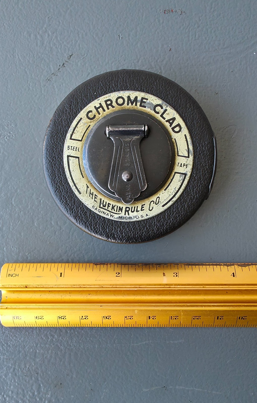 Vintage Lufkin Rule Co. Chrome Clad Leader Steel Tape Measure Tool 25 Ft