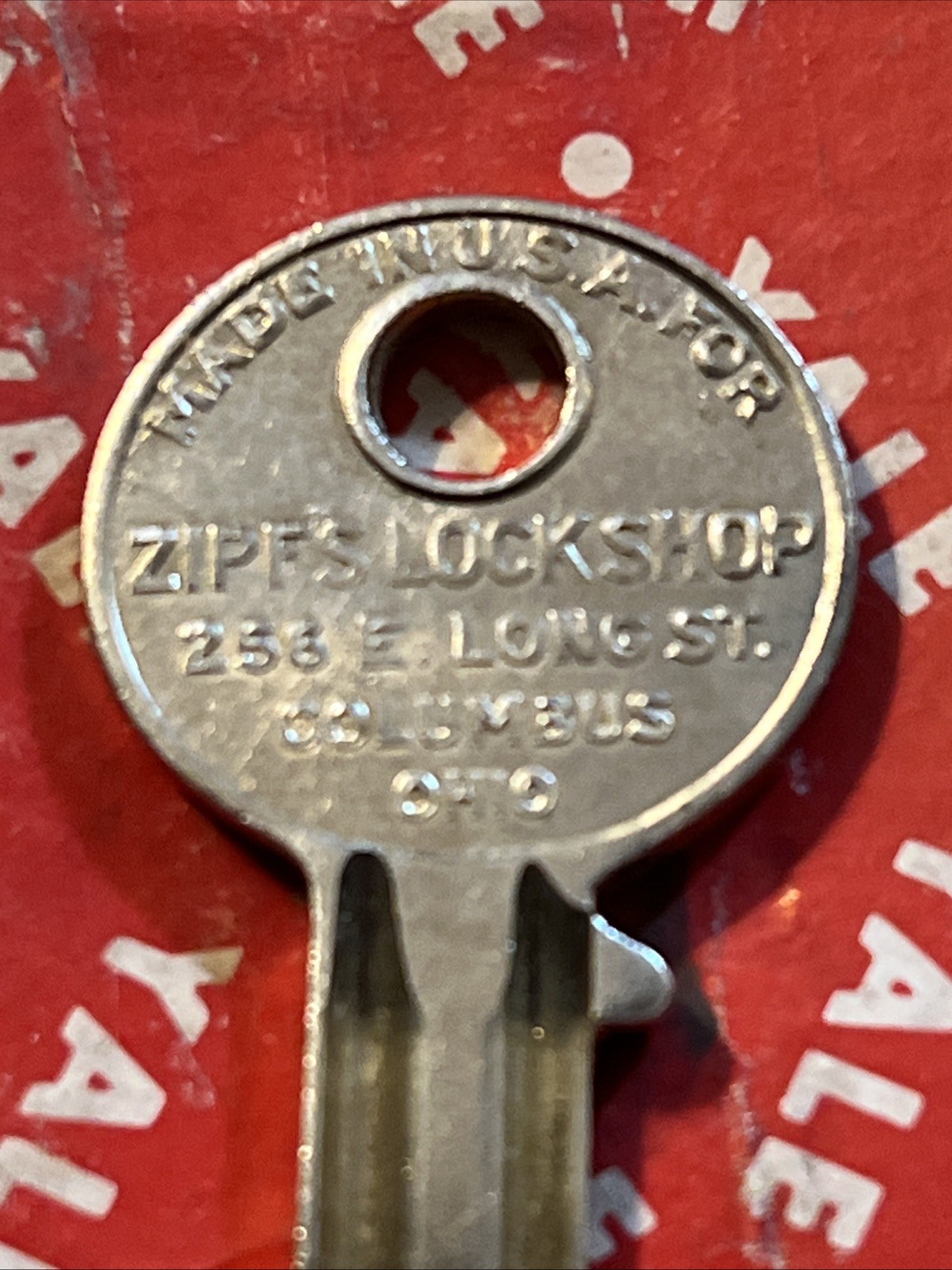 RARE ORIGINAL YALE 3 PIN NICKEL SILVER UNCUT KEY BLANK YALE 19 1/2