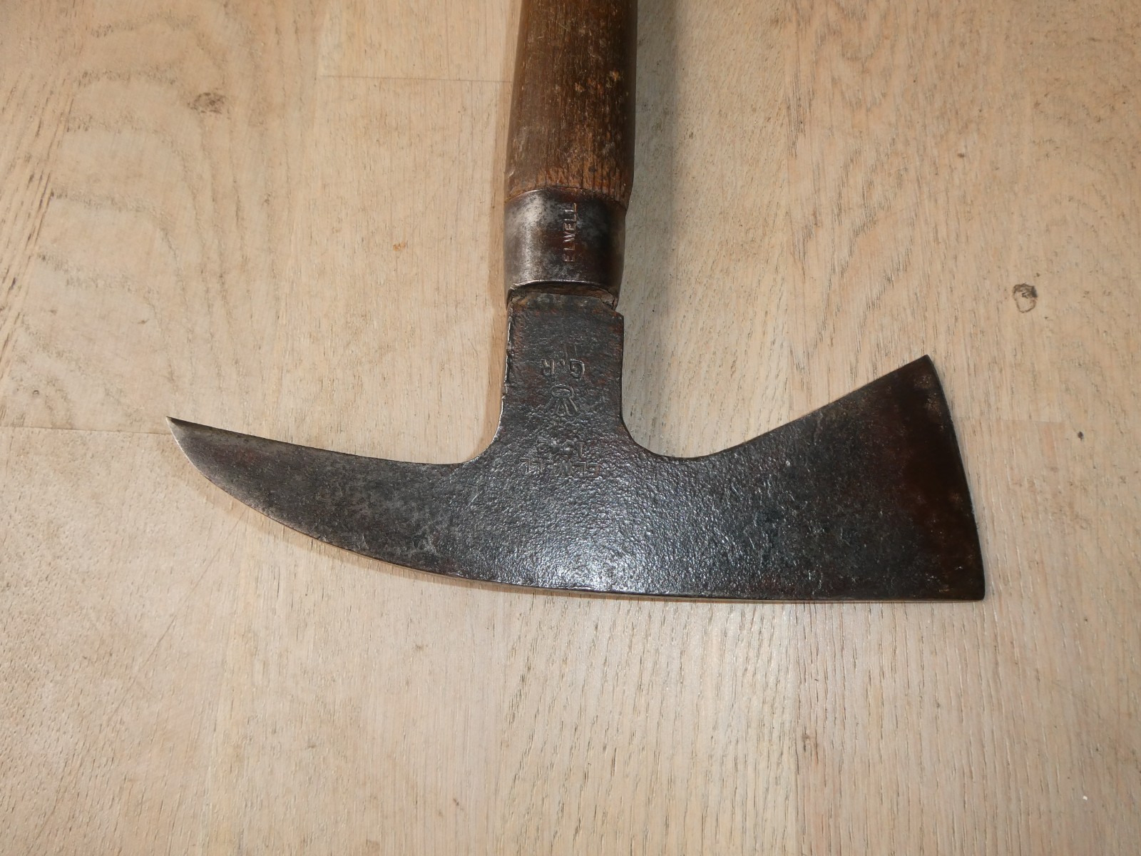 Vintage Elwell Fireman’s Axe 1942 WW2 WWII Very good condition