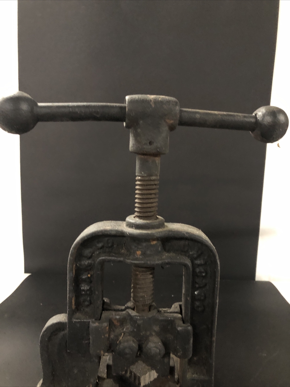Large Cast Iron vintage pipe clamp Crane Co. Chicago working table top mount USA