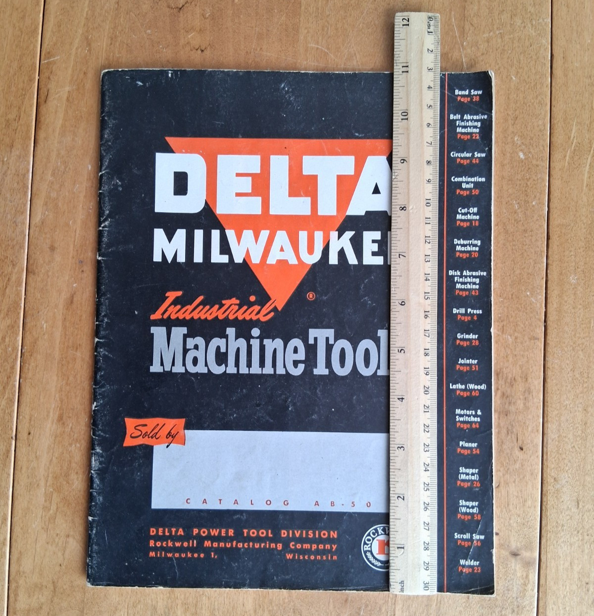 Vintage 1951 DELTA MILWAUKEE Industrial Machine Tools Catalog VNC CLEAN
