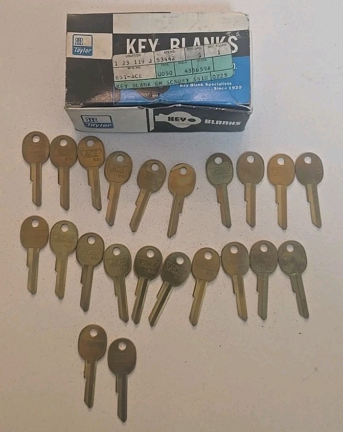 22 Vintage ACE B51 Brass Key Blanks – GM Secondary Door/Trunk – Fits 1970s-90s