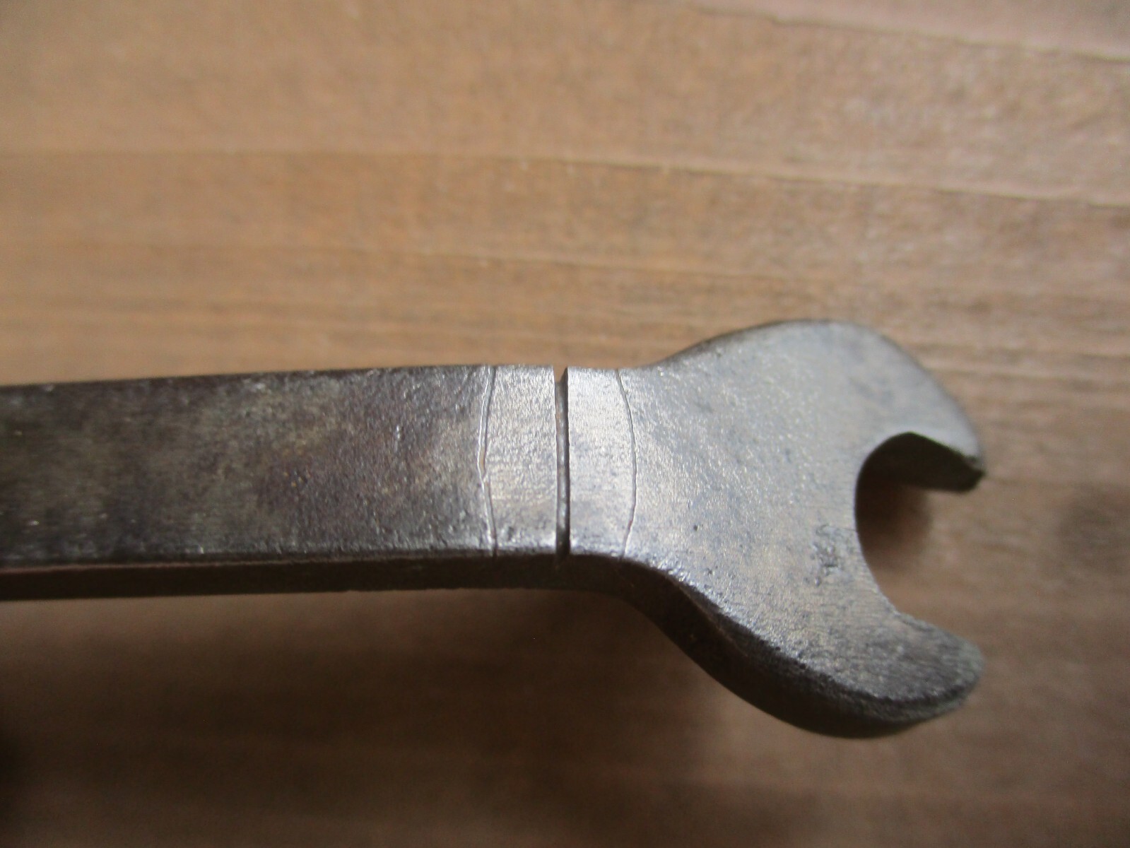 USMC UNITED SHOE MACHINERY CORP #439H OPEN END WRENCH 5/16″ X 1/4″ MADE IN USA