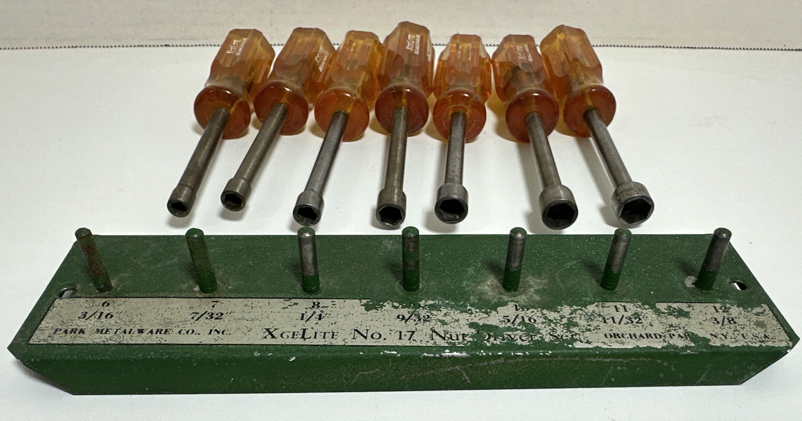 Vtg Xcelite No 17 Nut Driver Set Park Metalware Green Metal Bench Display Stand