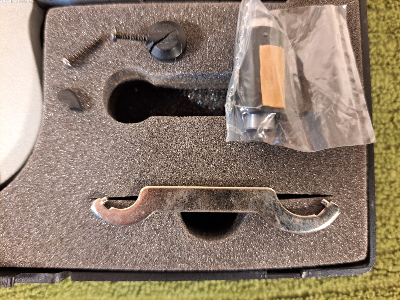 New Vintage 1-2″ .0001 Micrometer w Case, Standard, Wrench – Damaged Lock Lever