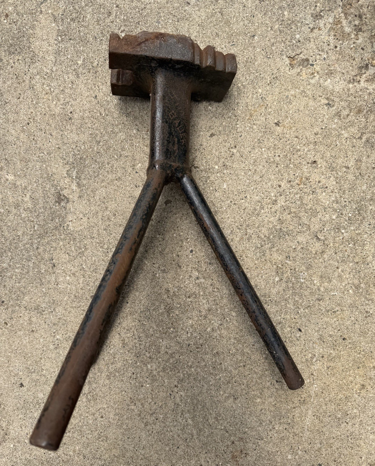 Vintage Blacksmith Valley Farrier Supply Anvil Horseshoeing Hoof Stall Jack 16lb