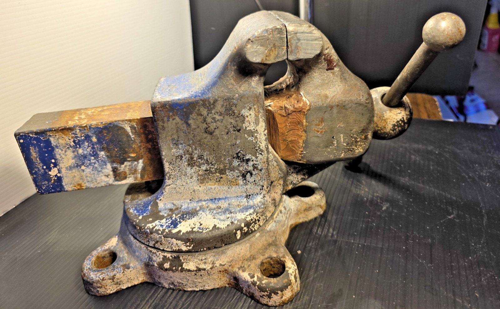 Reed Vise 203 R – Made In USA