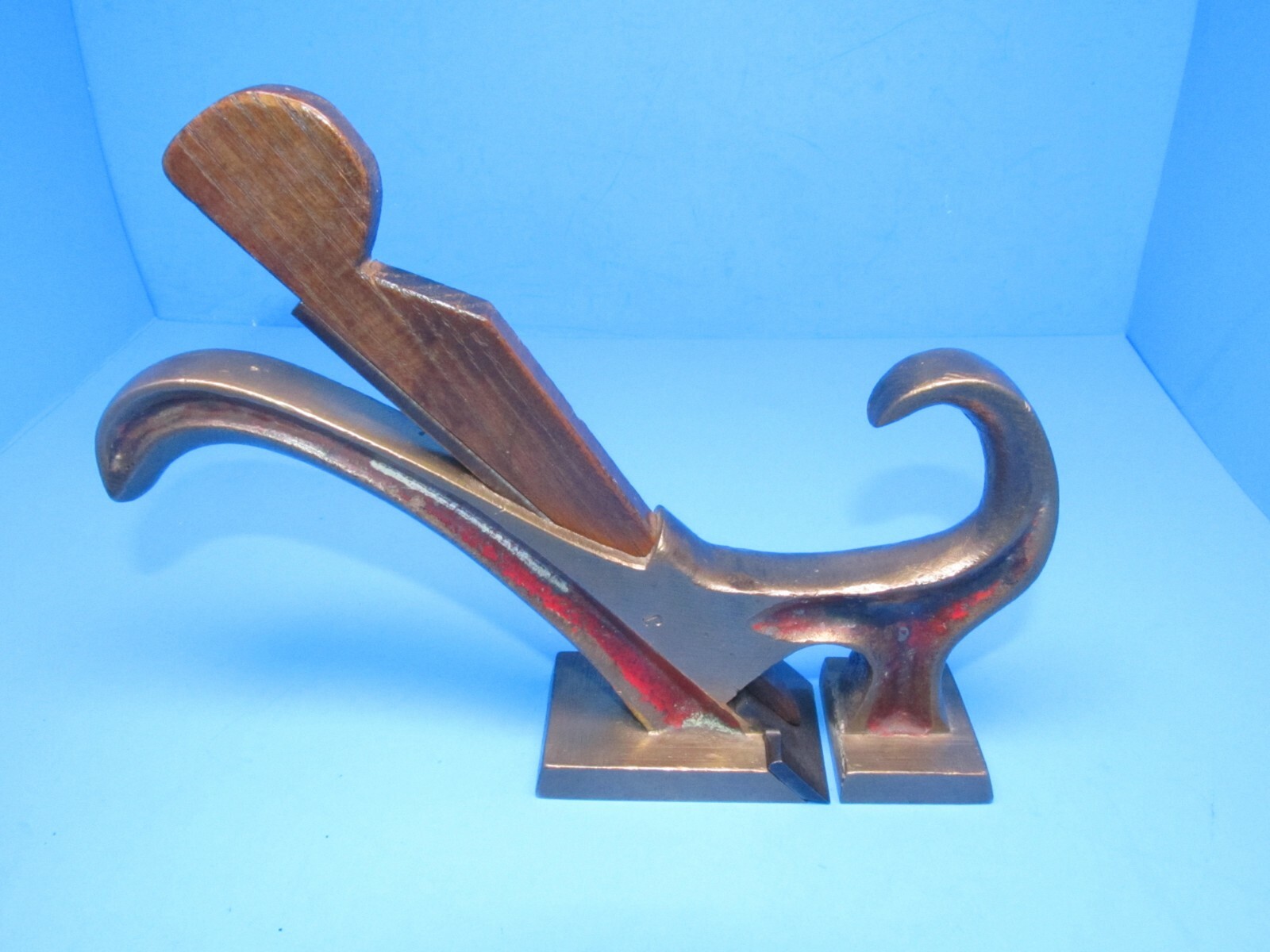 showy matched pair brass coachmakers tailed wood T-rabbet planes flat & convex