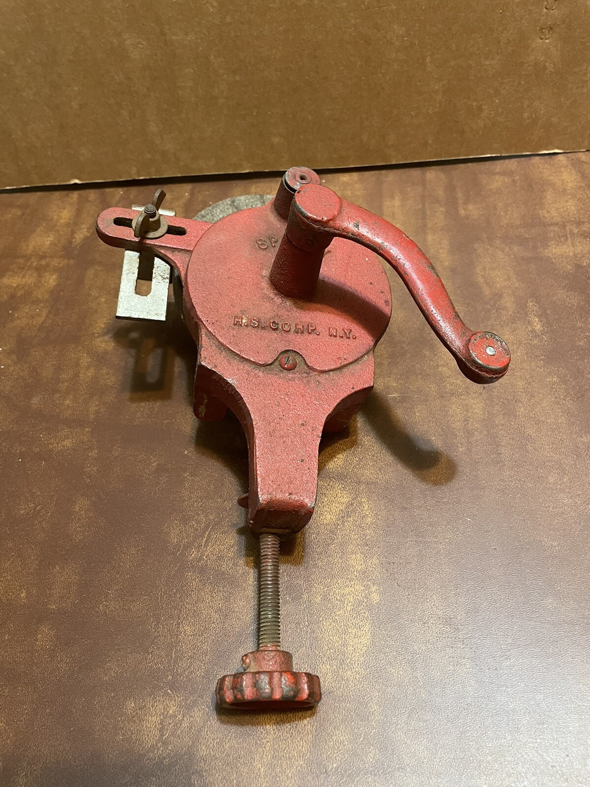ANTIQUE SPEEDY H.S. CORP HAND CRANK BENCH GRINDER WHEEL TOOL VTG SHARPENER N.Y.