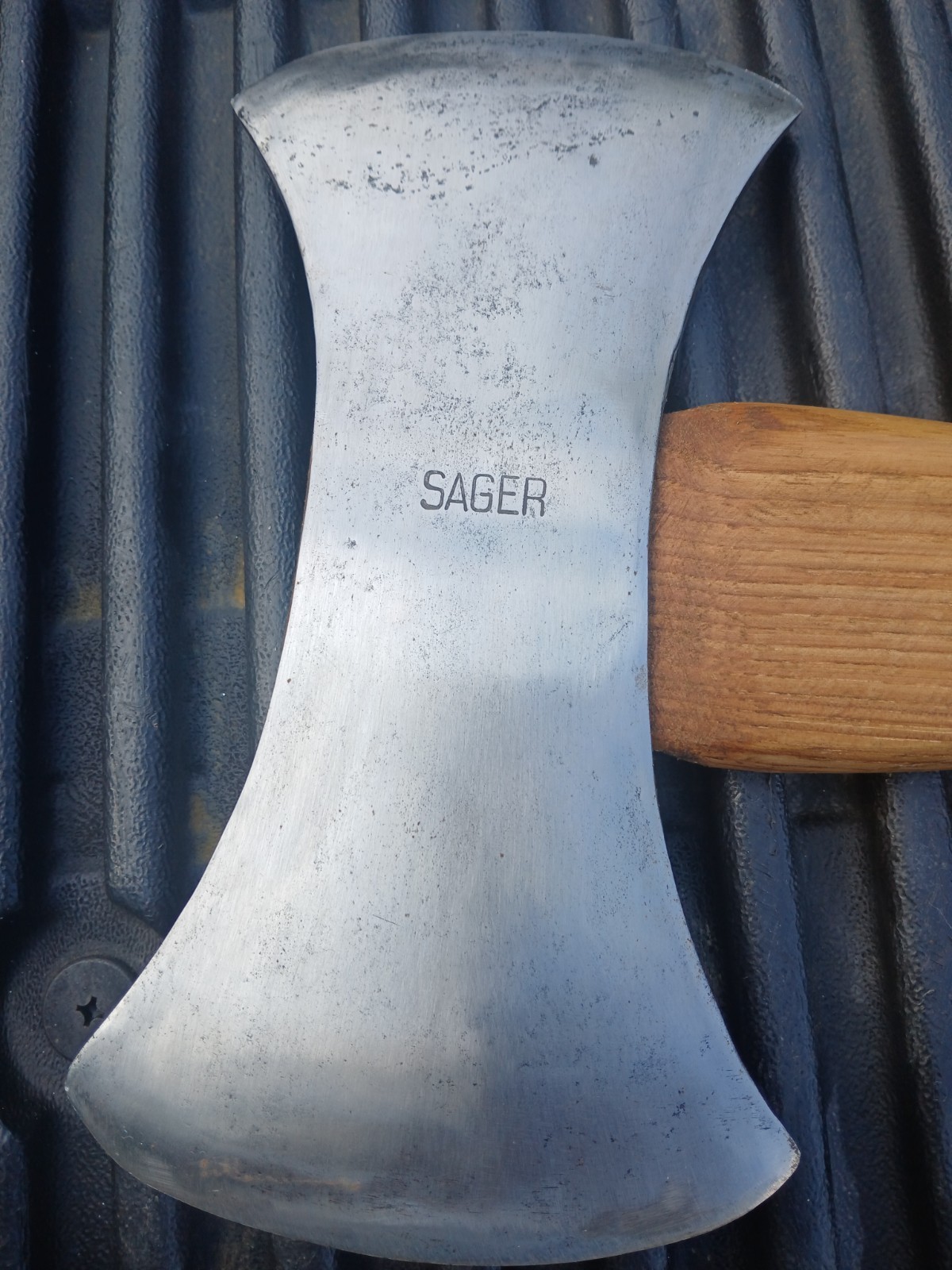 Vintage Sager double bit axe HEAD GREAT CONDITION