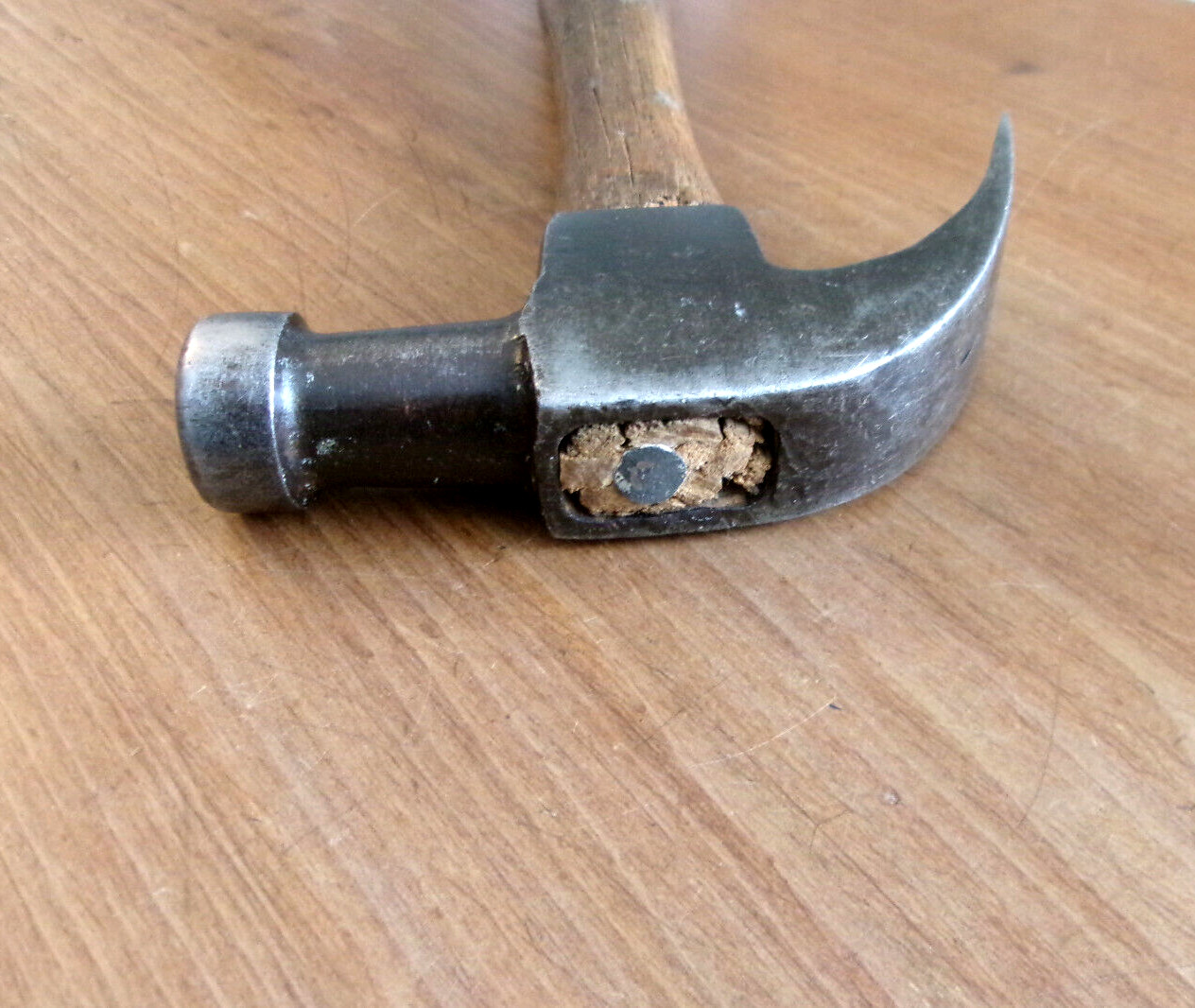 Vintage BELKNAP BLUEGRASS Curved Claw Hammer 1 Pound 11 Ounce w/Handle