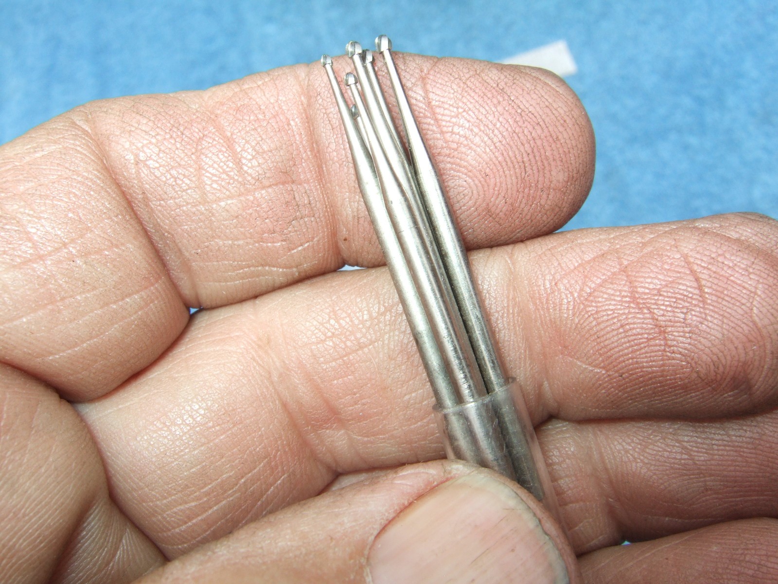 CARBIDE DENTAL BURRS (12) 3/32 SHANK TOOLMAKER MACHINIST MOLDMAKER SHORTS TOO