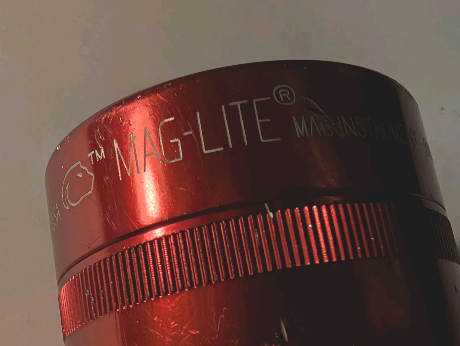 Vintage Black & Decker Industrial Mag-Lite Flashlight – Rare Red Anodized 2-D…