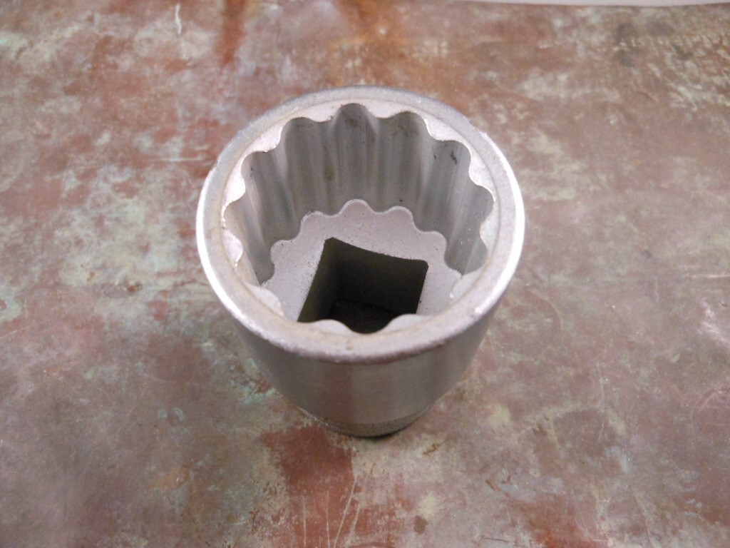 New Gedore Vanadium 30mm D32 VK 3/4″ Drive 12 Point Socket Knurled Ring Germany