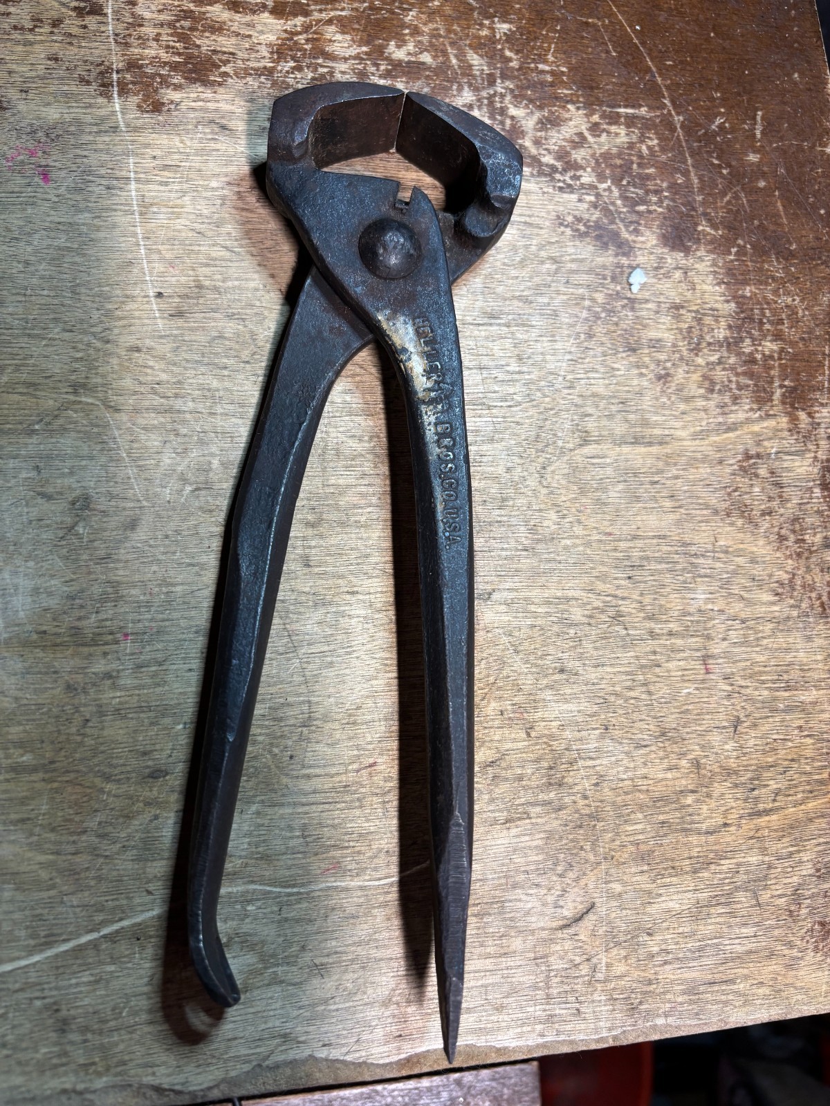 Vintage HELLER BROS. CO. Farriers Hoof Nippers with Pry & Claw Tools on Tips