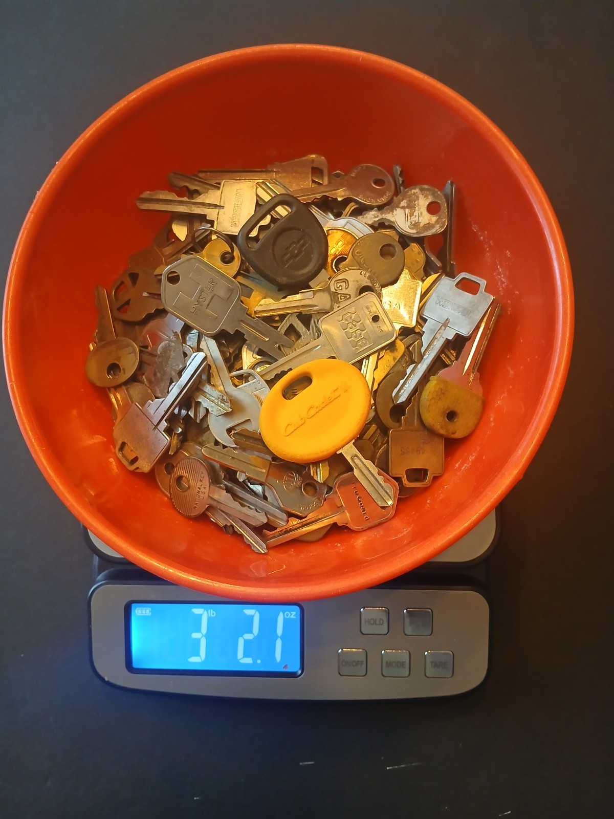 3 Plus Lbs Lot of Misc Used Cut Keys House,Car, Master, Equipment Keys (1)