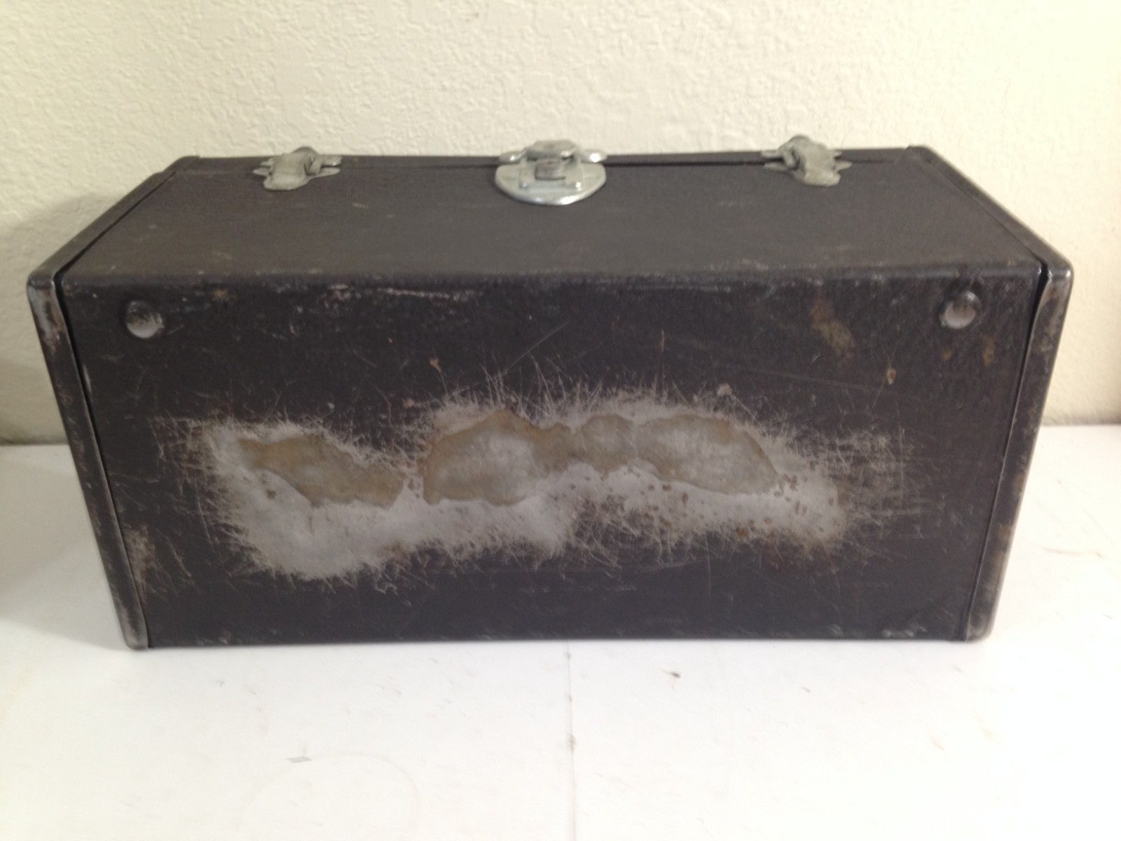 Vtg General Purpose triple Latch Tool Box medium unique size hammered gray brown